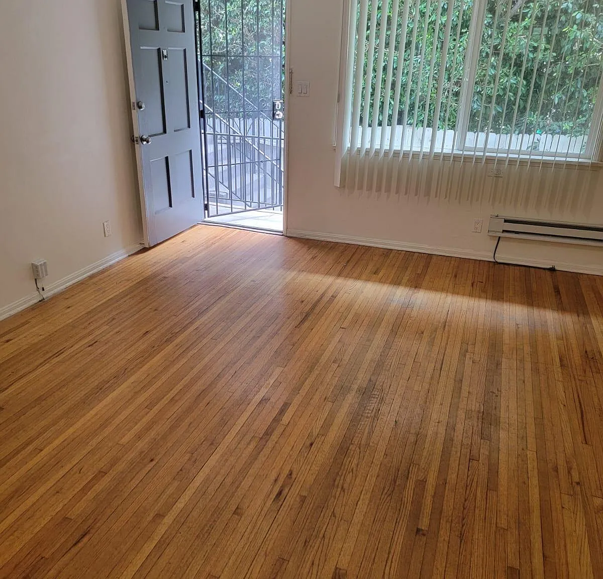 Studio, 600 sqft, $1,750 — Photo 3