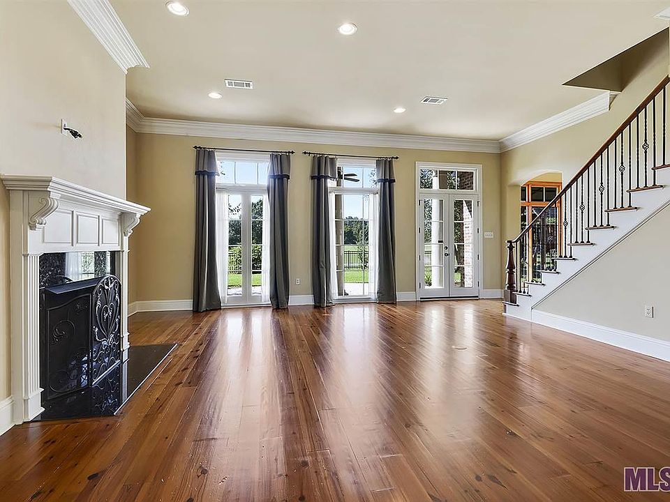 1st image of 19140 Spyglass Hill Dr