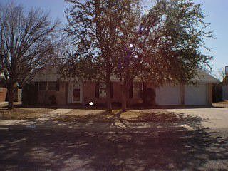 1st image of 3854 Blossom Ln
