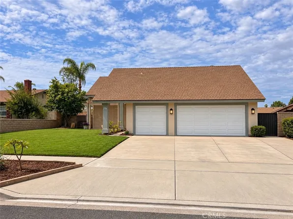 2766 Loyola St, Riverside, CA 92503