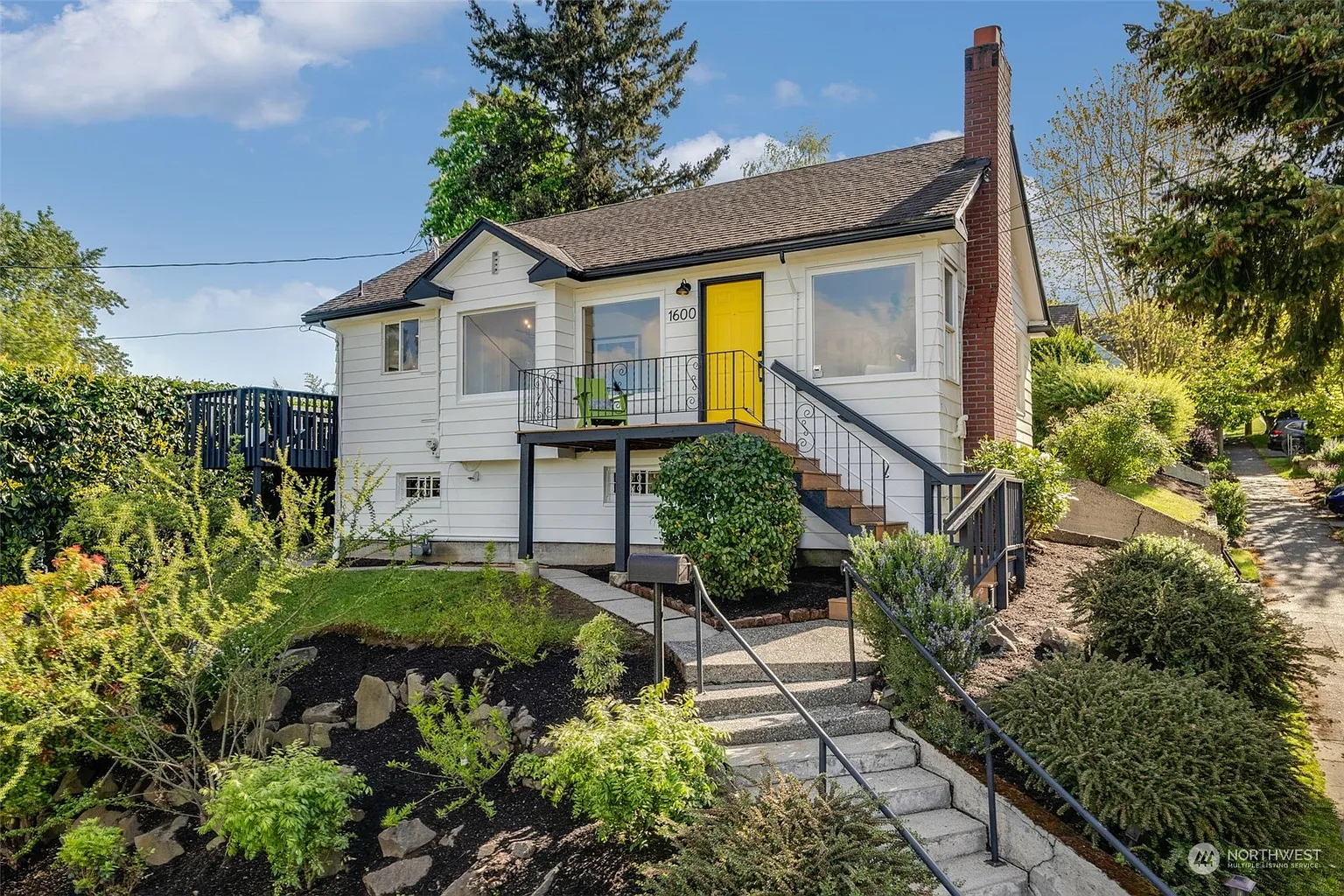 1600 30th Avenue photo 1