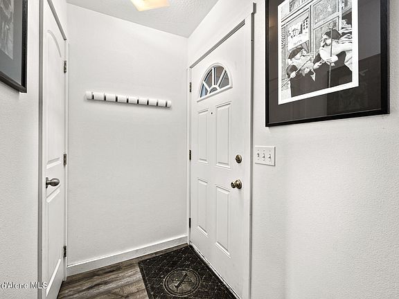 2nd image of 842 N Chase Rd APT 102