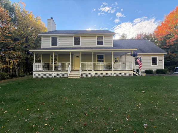 14 Rosewood Lane, New Gloucester, ME 04260