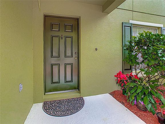 4th image of 30842 Sonnet Glen Dr
