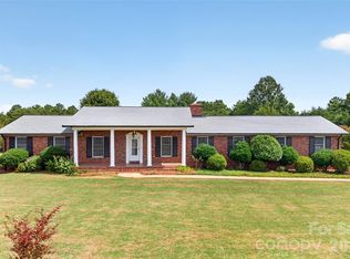 3040 E Maiden Rd, Maiden, NC 28650