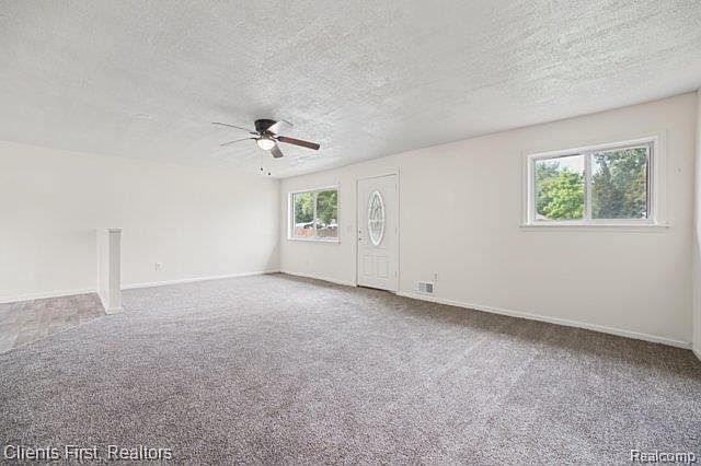 27031 Leroy St, photo 9