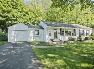 207 Laurel Rd, West Springfield, MA 01089