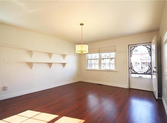 3rd image of 2032 W Washington St