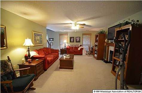 4th image of 5340 Park Place Dr