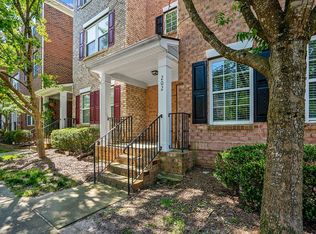 202 Grindstone Dr, Apex, NC 27502