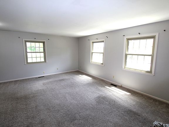 5th image of 4777 Nugent Dr #4777