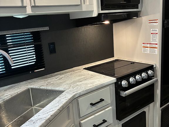 5th image of 5600 New Tampa Hwy #8B