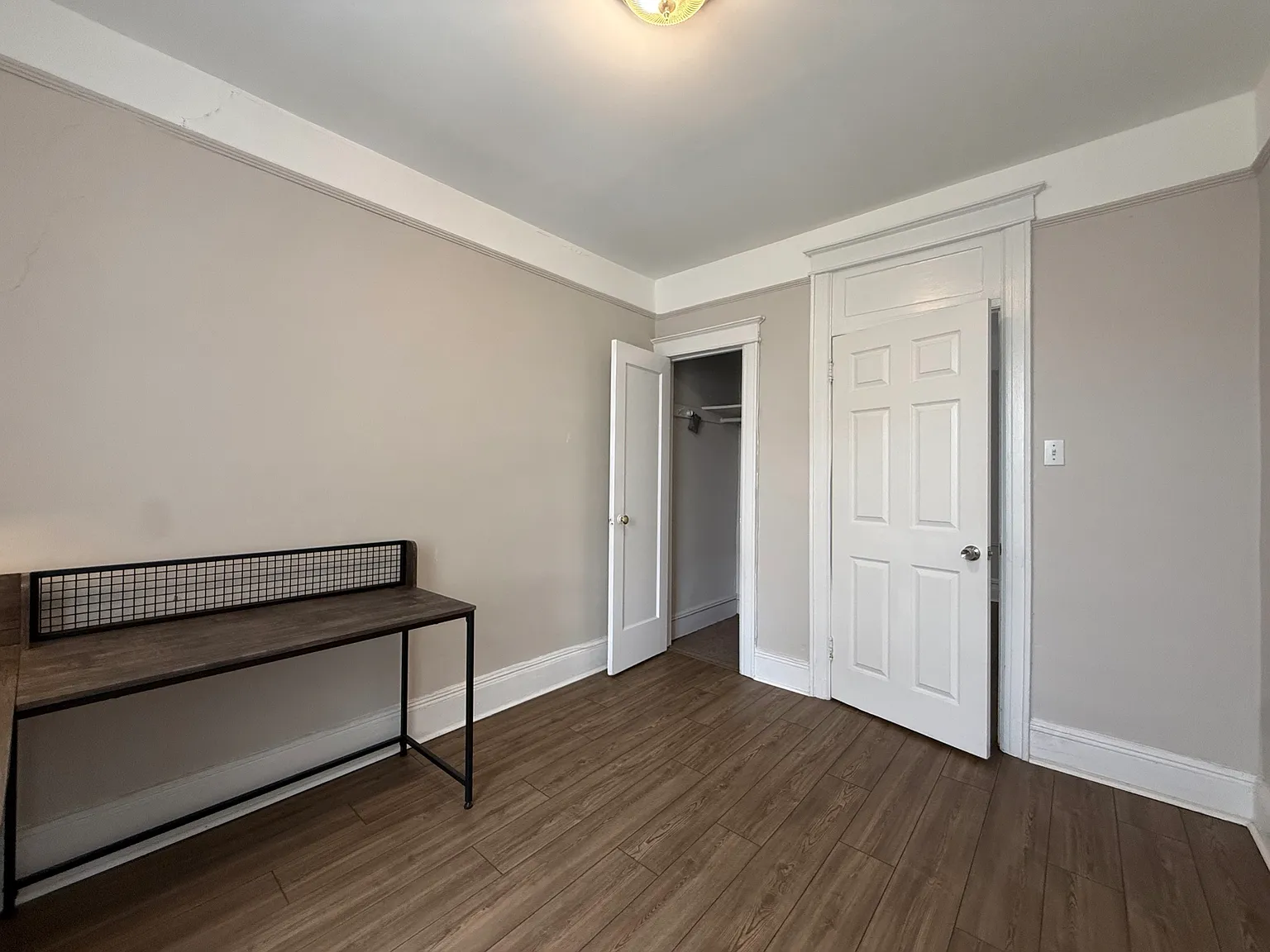 2 bed, 1100 sqft, $3,000 — Photo 2