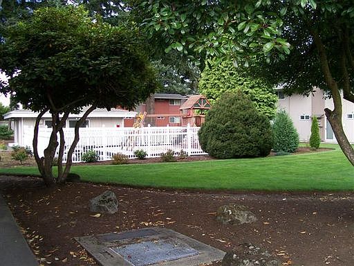 3rd image of 1615 Judd St SE APT 18