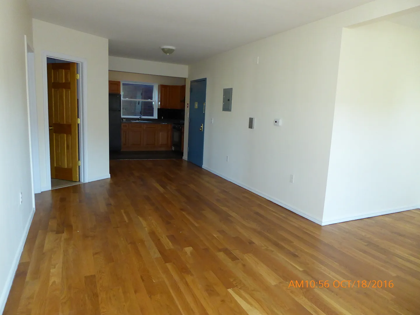 441 E 180 St — Photo 2