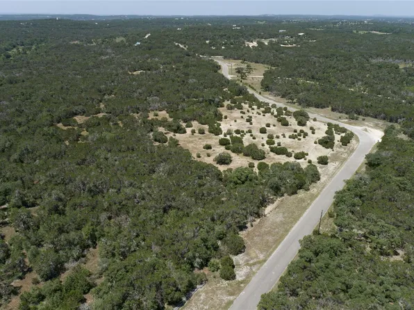 4401 Cottonwood Rd, Wimberley, TX 78676