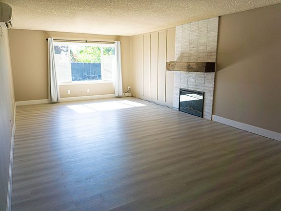 4th image of 508 Shreveport Way