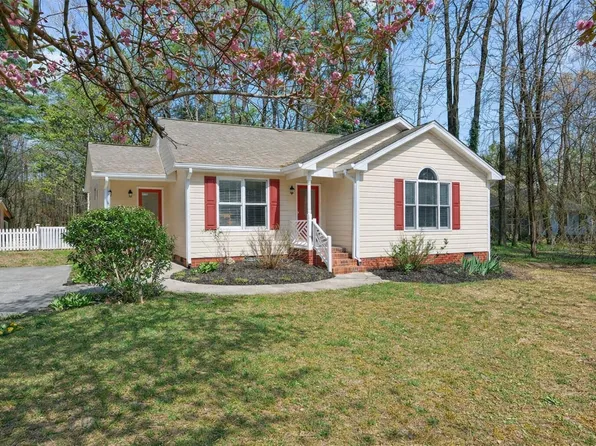 121 Fox Run, Youngsville, NC 27596