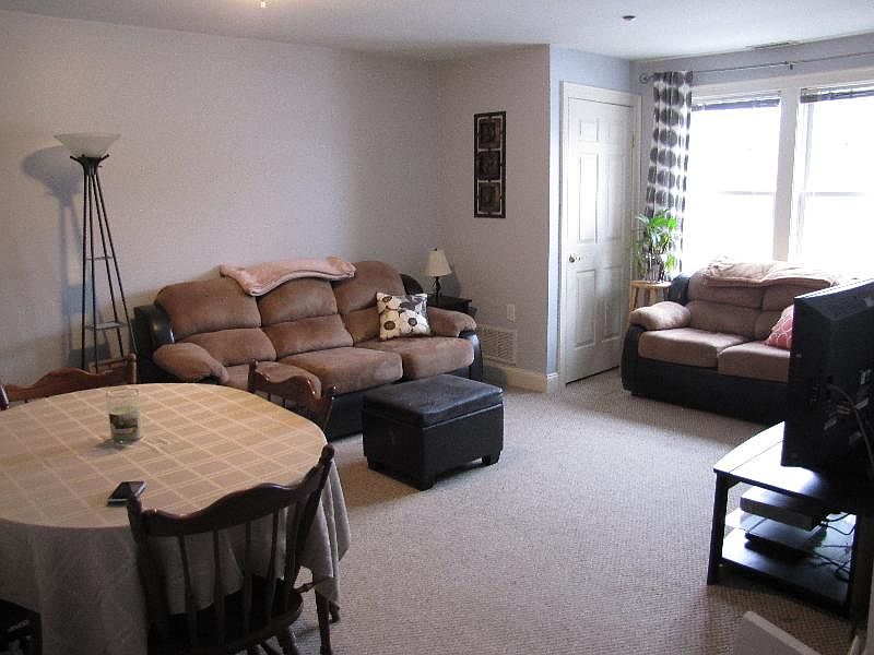 2nd image of 1 Millbrook Ln APT 214