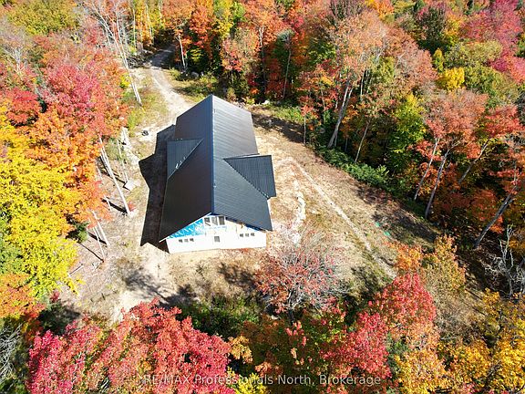 4th image of 121 Loon Lake Rd
