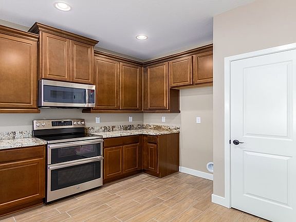 4th image of 16787 W Jenan Dr