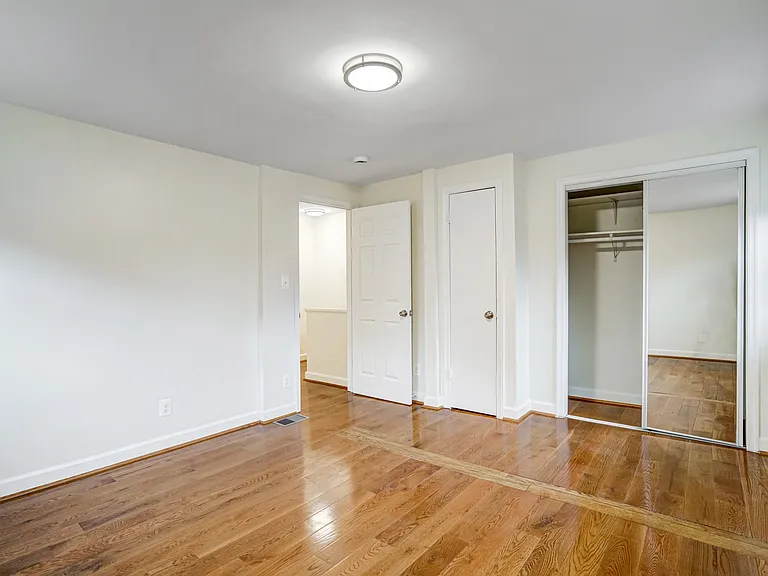 3113 S Fox St — Photo 14