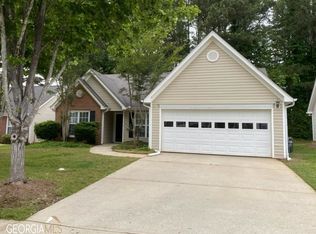 205 Lake Cove Approach, Newnan, GA 30265