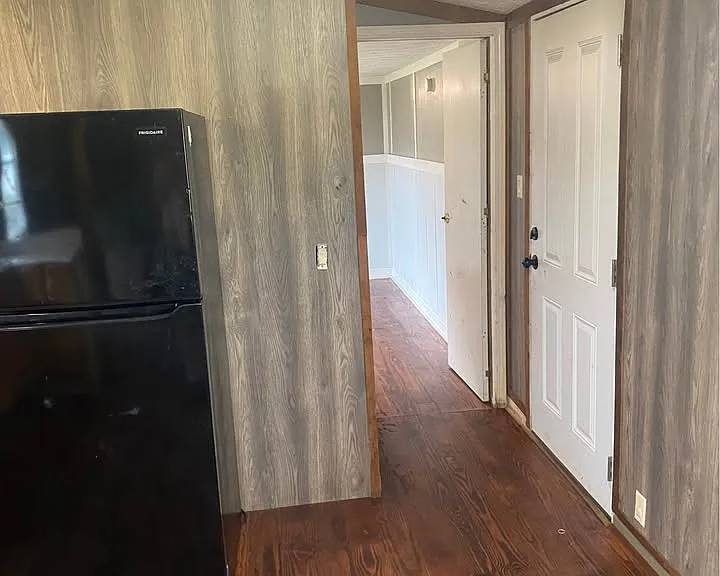 529 Ayers Dr — Photo 11