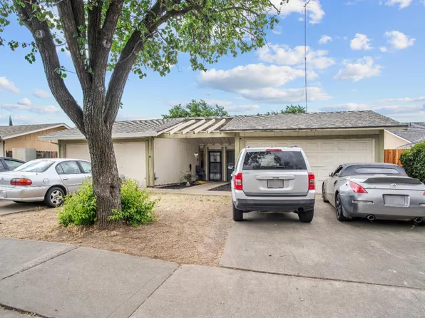 3004 Mulholland Dr, Modesto, CA 95355