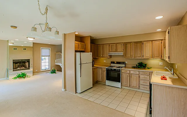 3121 Lake Ave — Photo 9