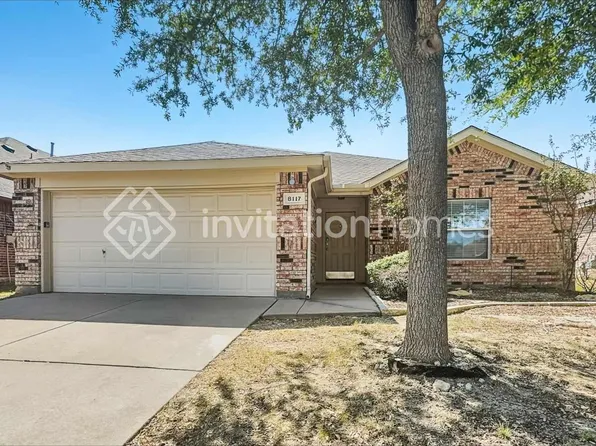 8117 Hennessey Trl, Fort Worth, TX 76131