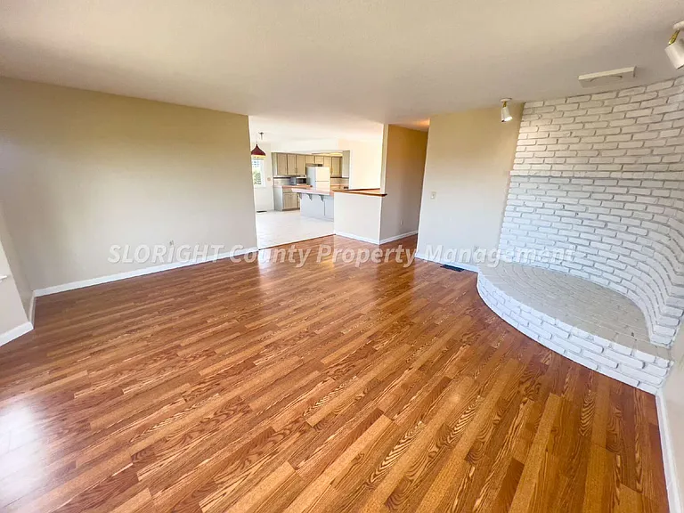 383 Henrietta Ave — Photo 6