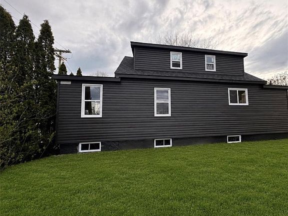 4th image of 561 Saint George Blvd