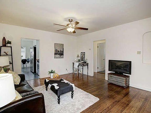 5th image of 3517 38th St