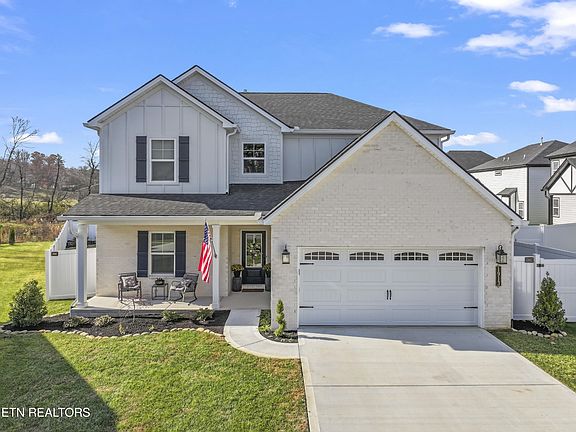 2nd image of 1913 Melton Meadows Dr