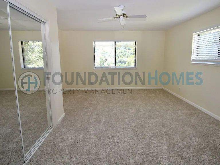 93 Live Oak Ave — Photo 9