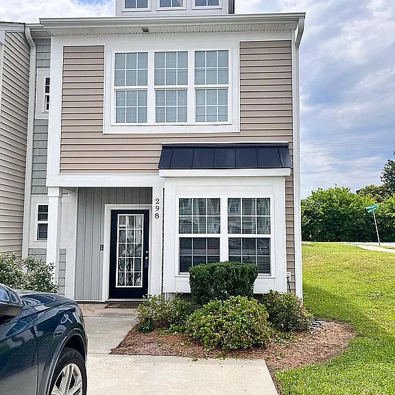 298 Halton Crossing Dr SW — Photo 1