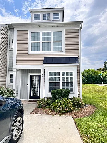 298 Halton Crossing Dr SW Photo 1