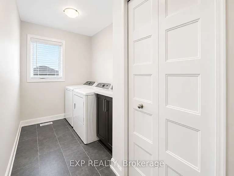 528 Lucent St — Photo 24
