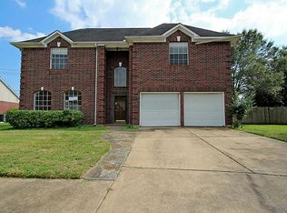 2922 Waterloo Rd, Pearland, TX 77581