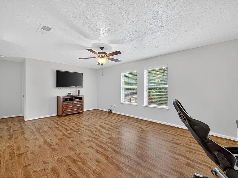 5323 Windsong Trl — Photo 20