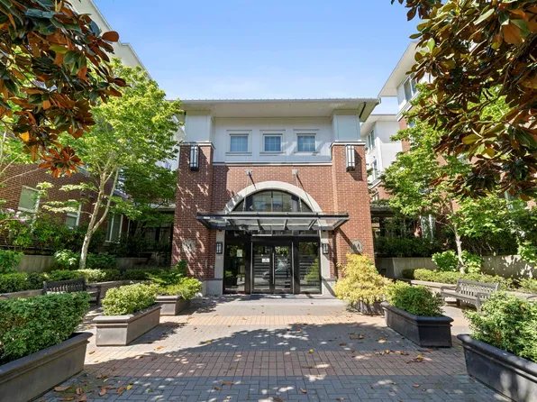 9399 Odlin Rd #412, Richmond, BC V6X 0J6