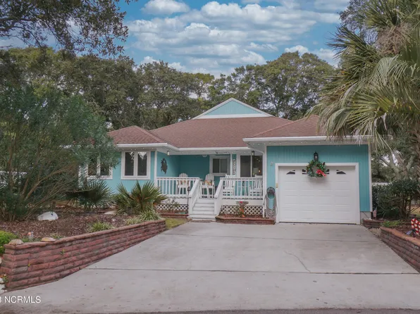 1 Greenview Drive, Caswell Beach, NC 28465