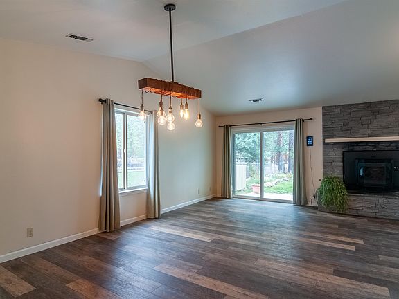 4th image of 5458 Hogan Dr