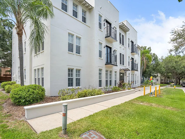 2405 W Texas Ave #4 — Photo 46