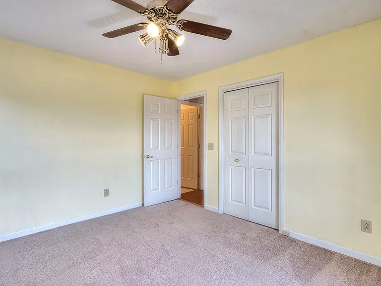 6435 Montpelier Ln — Photo 36