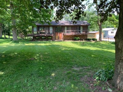 2516 Royal Oaks Dr, Freeport, IL, 61032