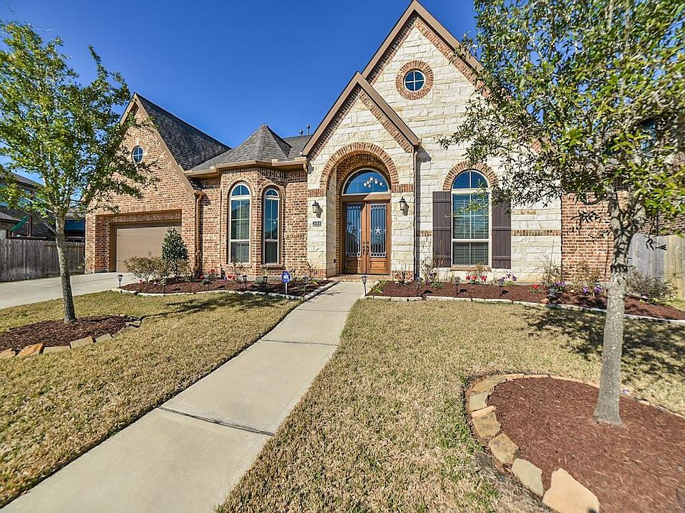 1st image of 26814 Kingsbrook Sky Ln
