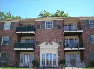 1010 Margarite Dr APT H, Pittsburgh, PA 15216