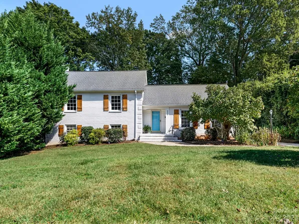 3227 Eastburn Rd, Charlotte, NC 28210